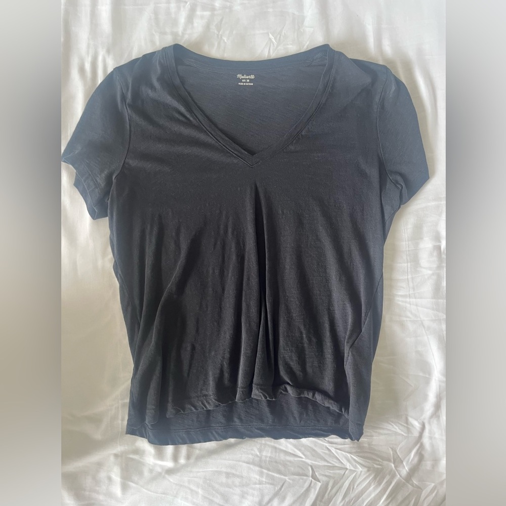 Madewell Black V-Neck Tee | size Medium